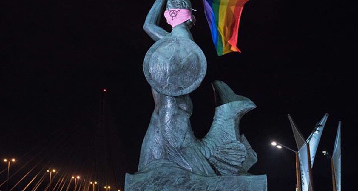 Anarres del 2 ottobre. Polonia: omofobia di Stato. Anarchici d’oltremare. Focus sugli Stati Uniti. Il lavoro uccide…