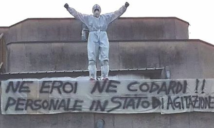 Milano. L’infermiere sul tetto