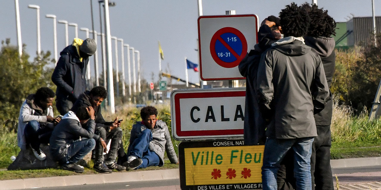 Calais. Le piccole giungle tra sgomberi, repressione, morti e smart border