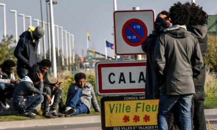 Calais. Le piccole giungle tra sgomberi, repressione, morti e smart border