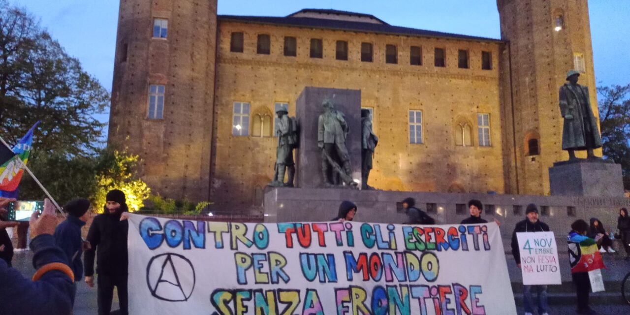 Torino. Antimilitaristi in piazza